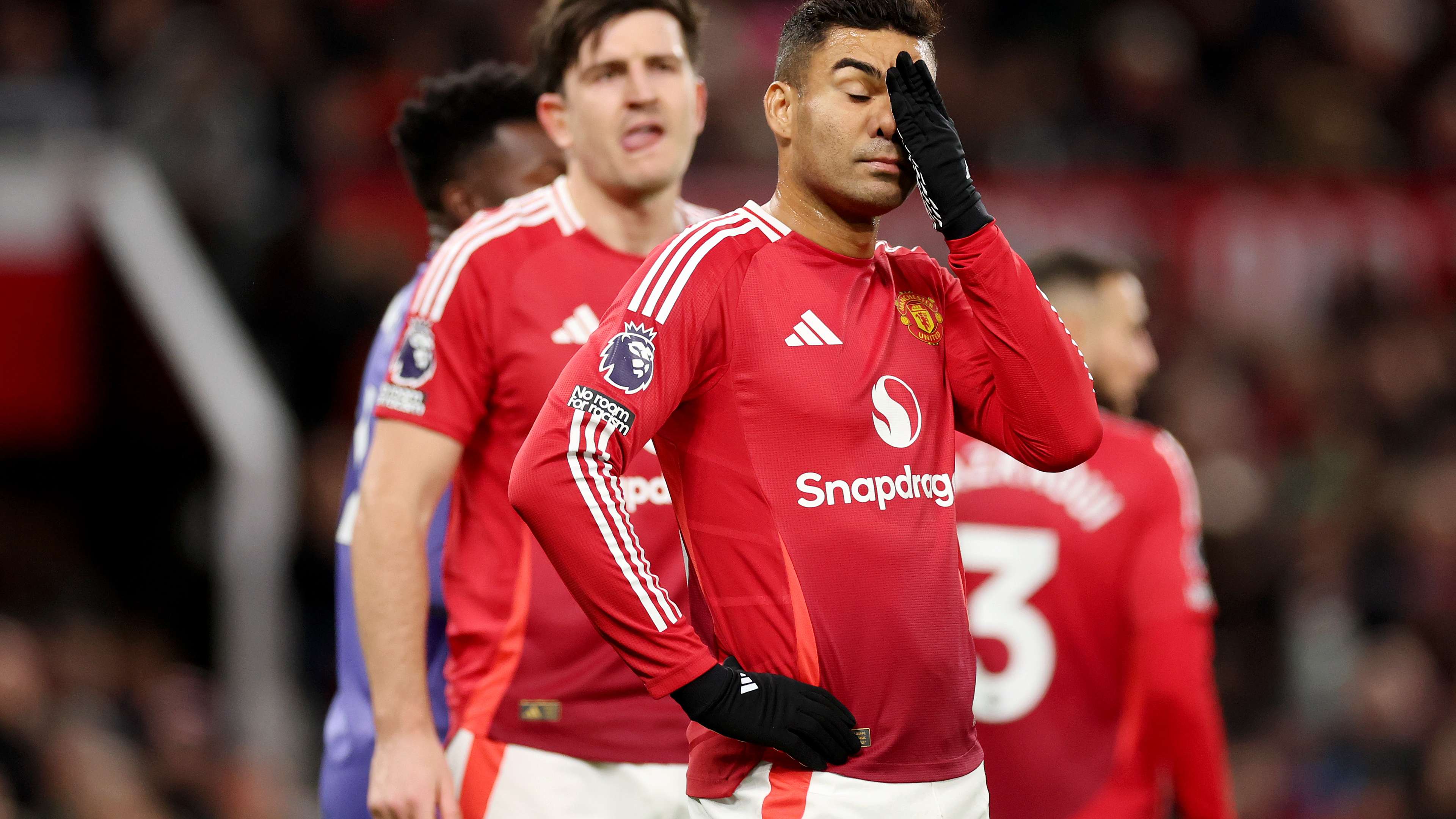 但其背后也 但其背后也